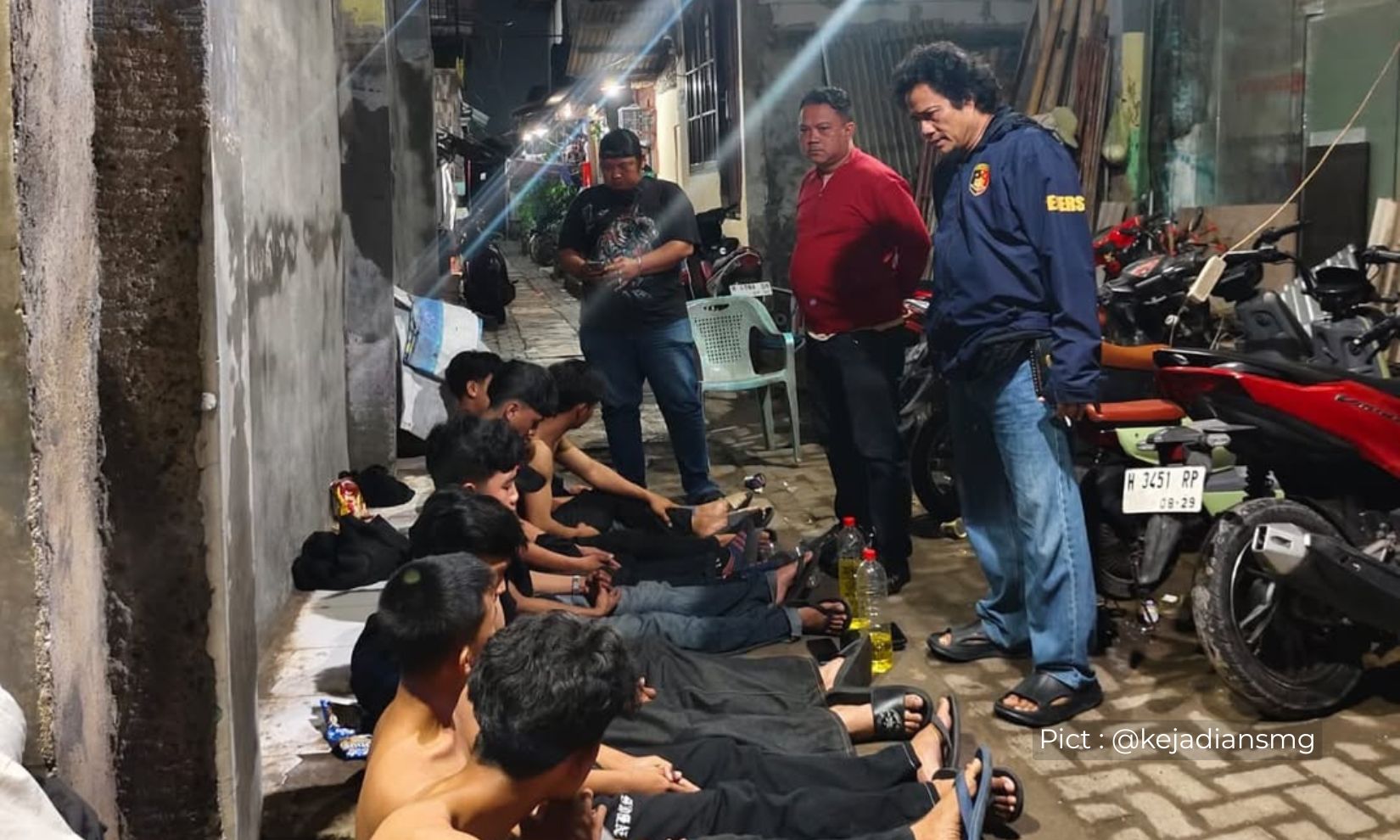 kreak-beraksi-satu-pemuda-disandera-tim-elang-utara-amankan-delapan-remaja-yang-terlibat-tawuran-di-semarang-utara