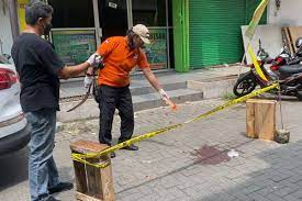 seorang-pemuda-tewas-mengenaskan-di-jalan-kartini-ii-kota-semarang-polisi-buru-pelaku