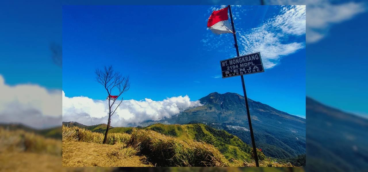 menikmati-keindahan-bukit-mongkrang-karanganyar-alternatif-gunung-lawu