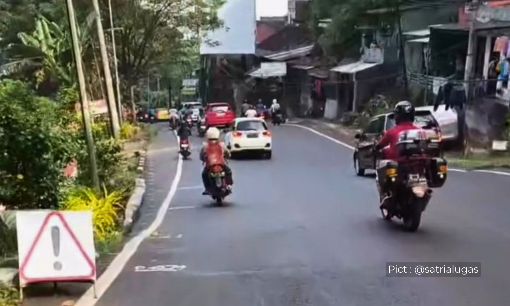 panjangin-usus-atur-jadwal-mu-lur-jalan-gombel-lama-diperbaiki-arus-lalu-lintas-dialihkan-ke-gombel-baru-bakal-padet-nih