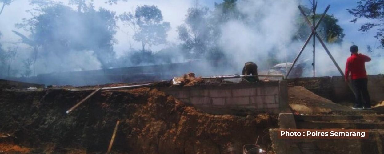 lagi-dua-kandang-ayam-di-sumowono-terbakar-kerugian-ditaksir-rp-800-juta