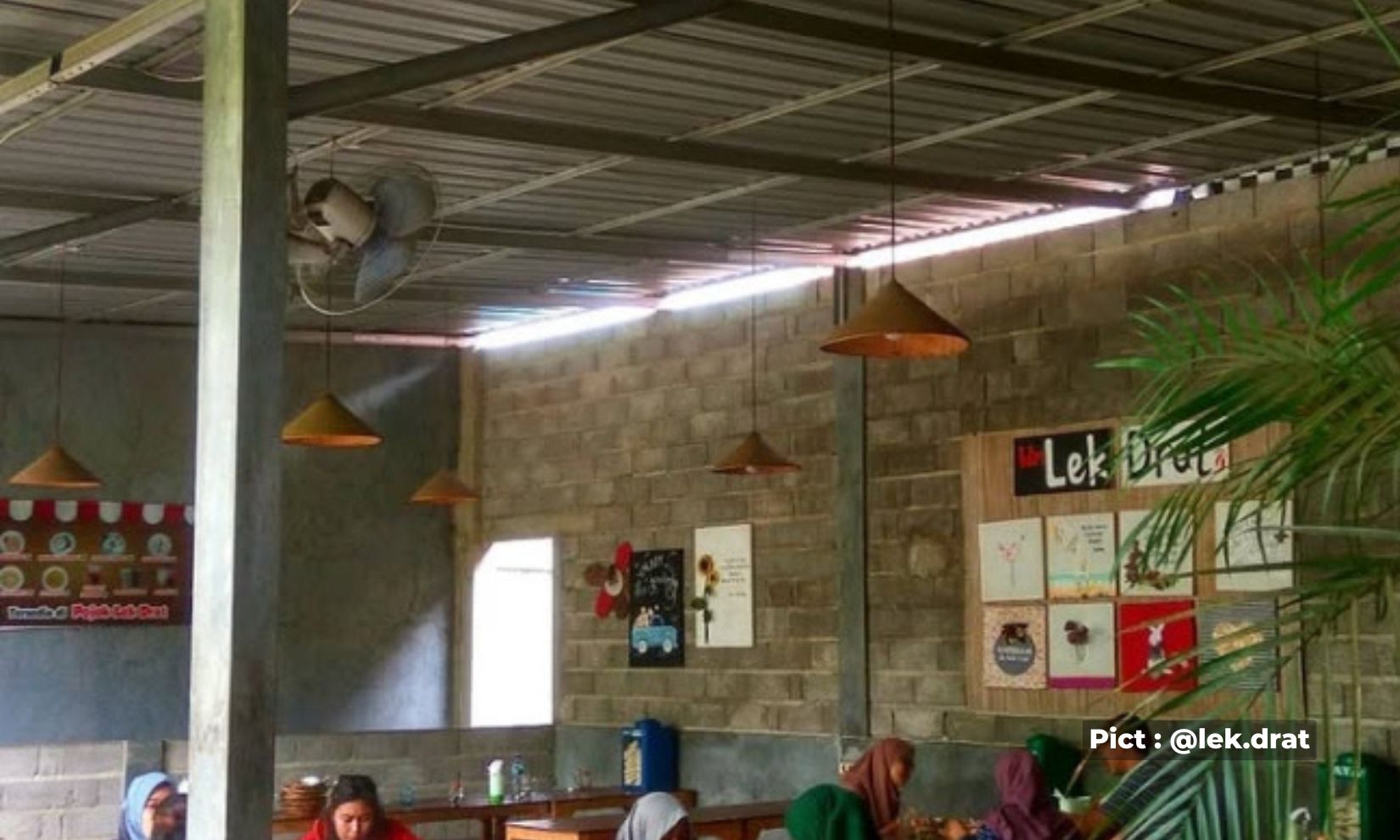 wajib-coba-4-rekomendasi-kuliner-di-unnes-yang-enak-dan-ramah-di-kantong