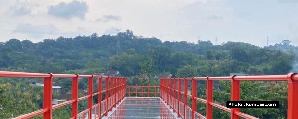 jembatan-kaca-tinjomoyo-melihat-keindahan-alam-dari-atas-ketinggian