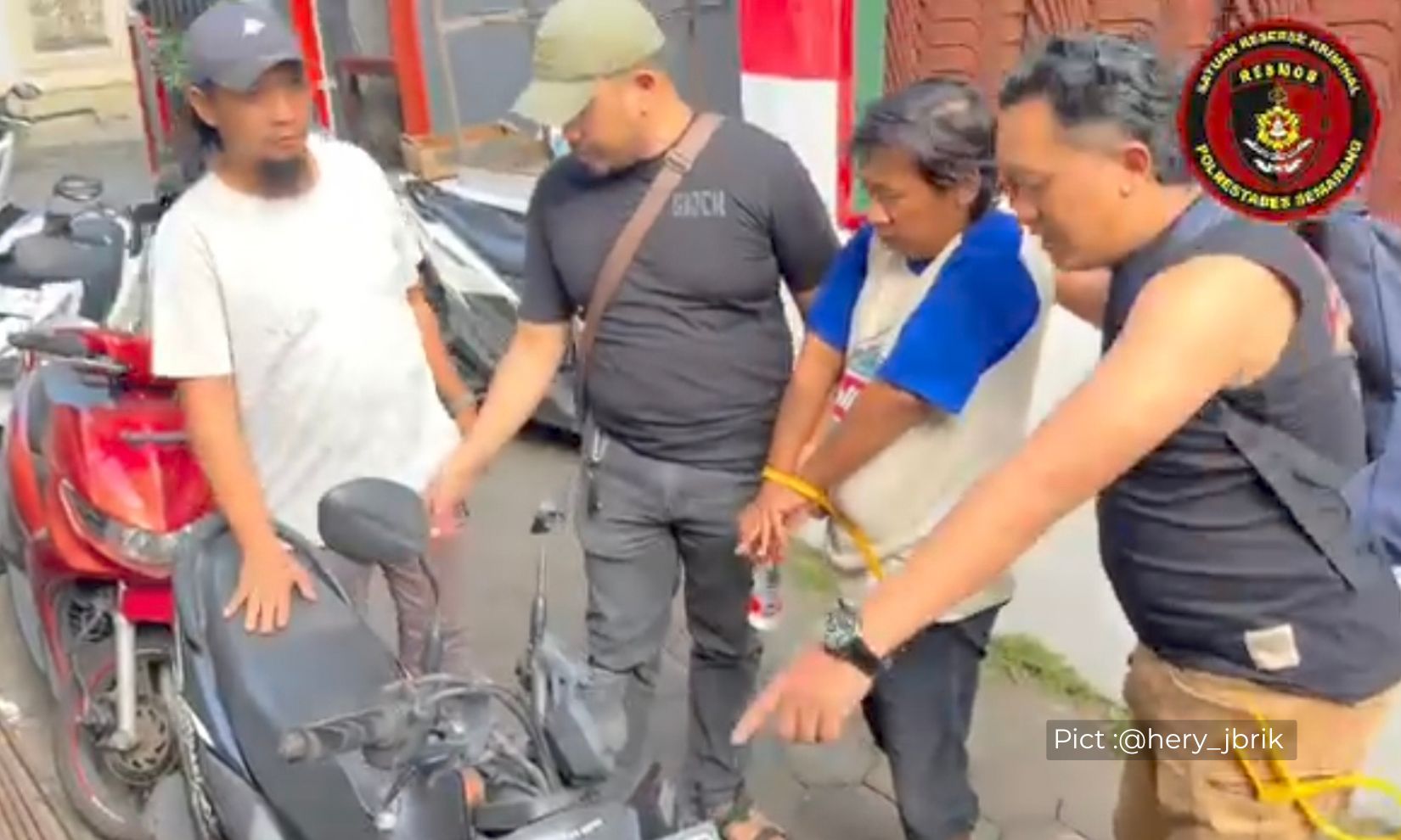 tim-resmob-polrestabes-semarang-tangkap-pelaku-curanmor-di-kafe-thamrin-diciduk-di-simpang-lima
