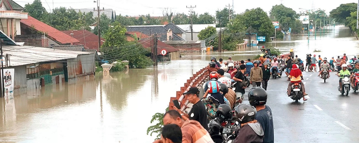 jalur-pantura-demak-kudus-terputus-akibat-banjir-ini-jalur-alternatifnya