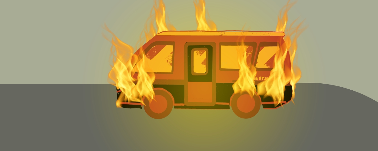 mobil-terbakar-di-jalan-raya-onggorawe-pengemudi-lansia-tewas-mengenaskan