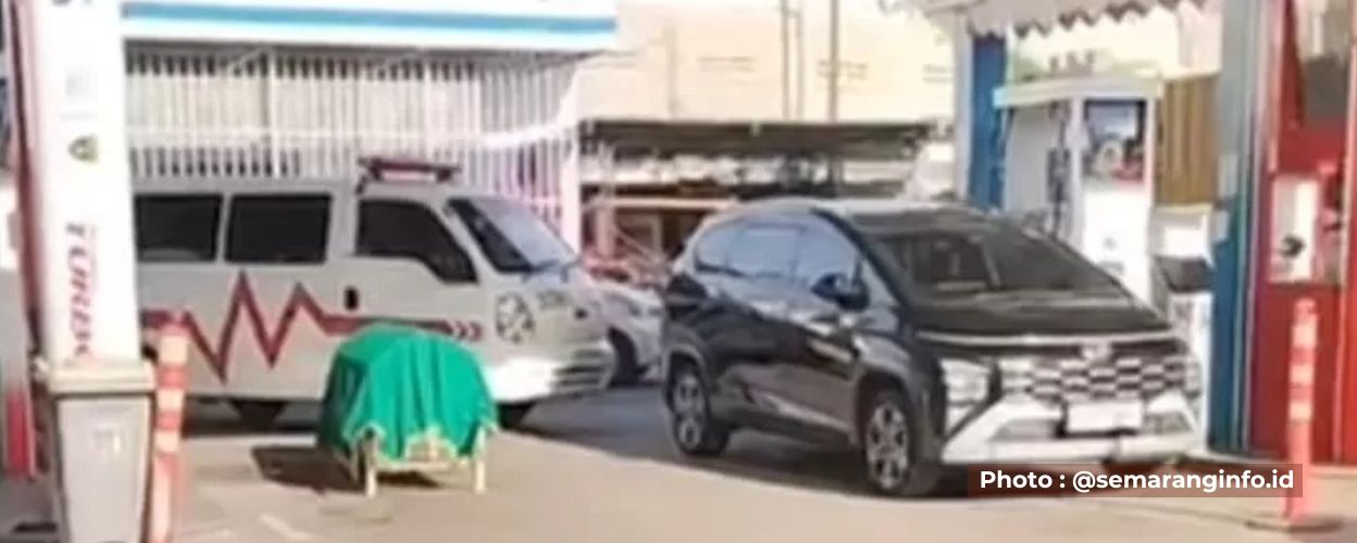 ambulance-yang-turunkan-keranda-jenazah-karena-tidak-diperbolehkan-isi-bbm-di-semarang-ternyata-belum-perpanjang-pajak