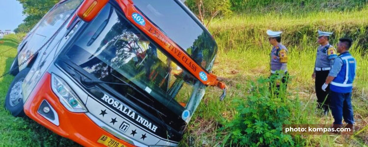 tujuh-orang-meninggal-dalam-kecelakaan-bus-po-rosalia-indah-dua-diantaranya-balita